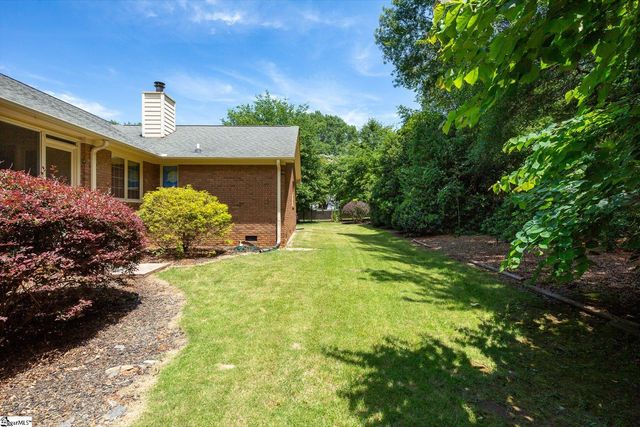 208 Yellow Poplar Court, Simpsonville, SC 29681