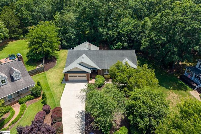 208 Yellow Poplar Court, Simpsonville, SC 29681