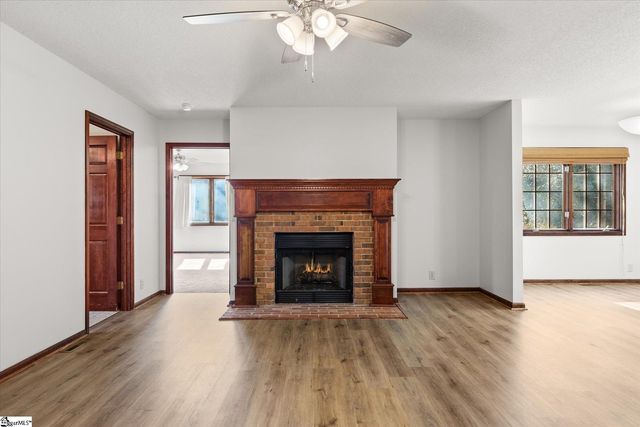 208 Yellow Poplar Court, Simpsonville, SC 29681