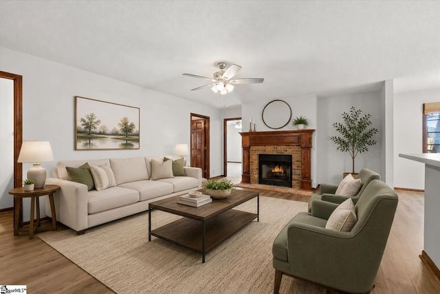 208 Yellow Poplar Court, Simpsonville, SC 29681