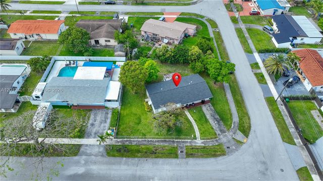 10370 SW 44th St, Miami, FL 33165