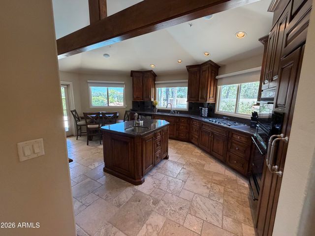 7954 E CLINTON Street, Scottsdale, AZ 85260