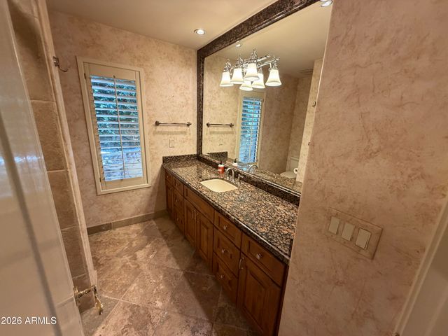 7954 E CLINTON Street, Scottsdale, AZ 85260