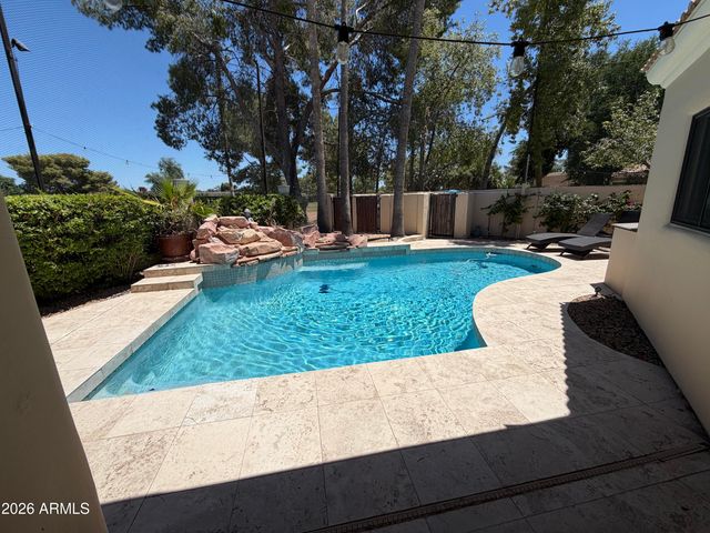 7954 E CLINTON Street, Scottsdale, AZ 85260