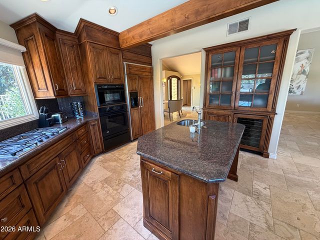 7954 E CLINTON Street, Scottsdale, AZ 85260