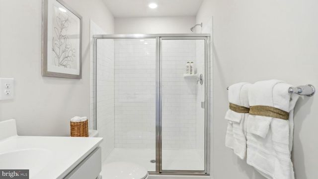 276 HERMOSA DR, Egg Harbor Township, NJ 08234