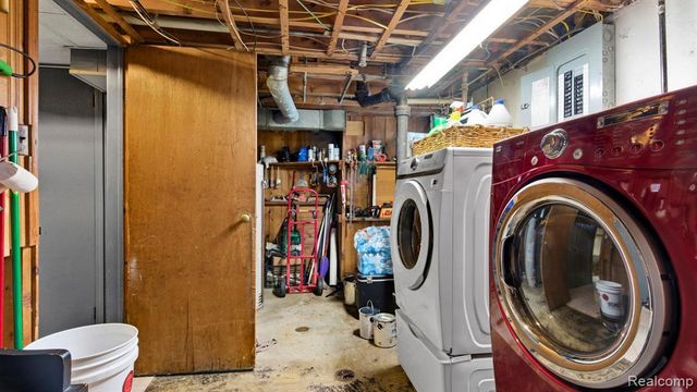 14070 Longtin Street, Southgate, MI 48195