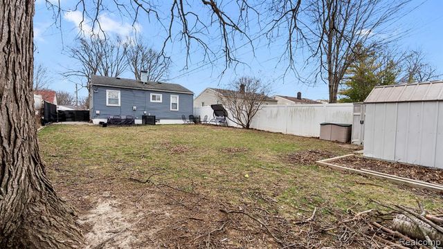 14070 Longtin Street, Southgate, MI 48195