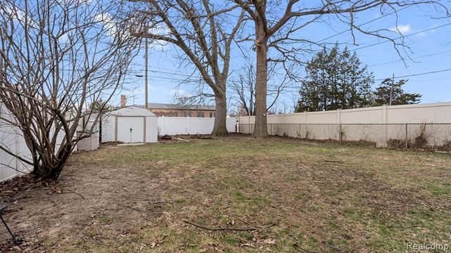 14070 Longtin Street, Southgate, MI 48195