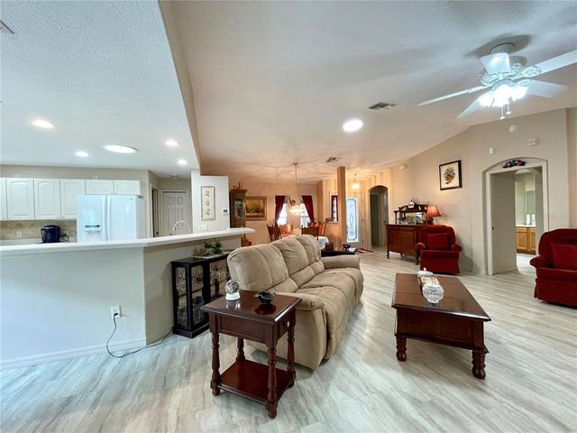 15680 SW 13TH CIRCLE, Ocala, FL 34473