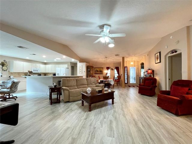 15680 SW 13TH CIRCLE, Ocala, FL 34473
