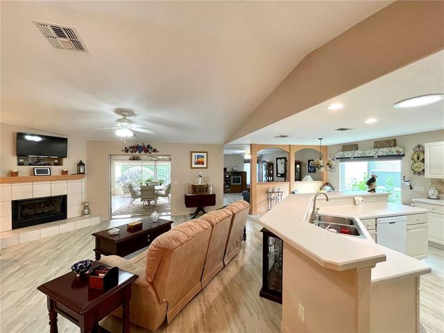 15680 SW 13TH CIRCLE, Ocala, FL 34473