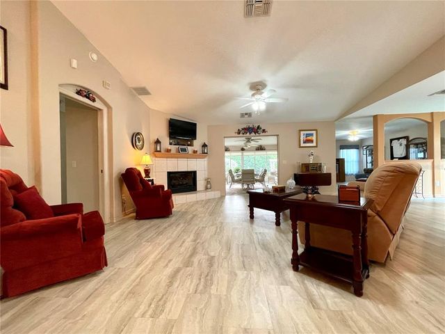 15680 SW 13TH CIRCLE, Ocala, FL 34473