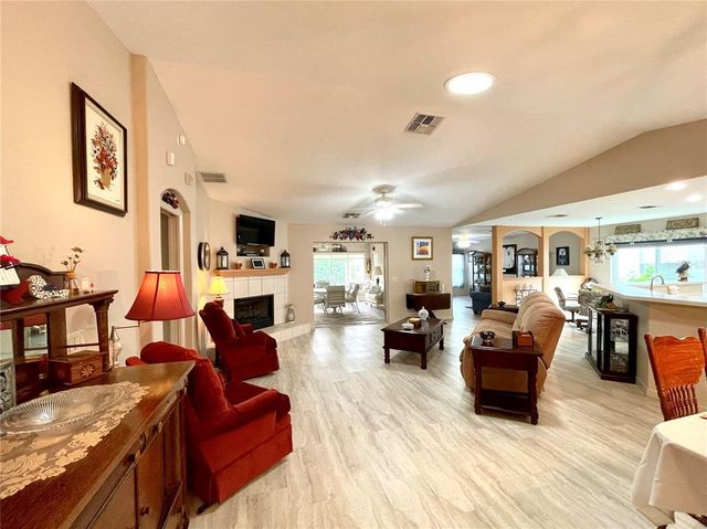 15680 SW 13TH CIRCLE, Ocala, FL 34473