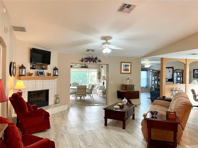 15680 SW 13TH CIRCLE, Ocala, FL 34473