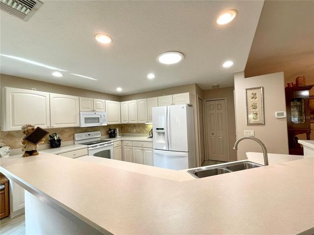 15680 SW 13TH CIRCLE, Ocala, FL 34473