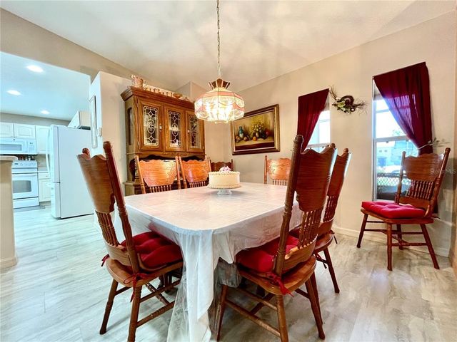 15680 SW 13TH CIRCLE, Ocala, FL 34473