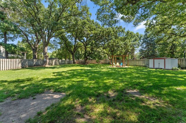 9529 Tyler Street NE, Blaine, MN 55434