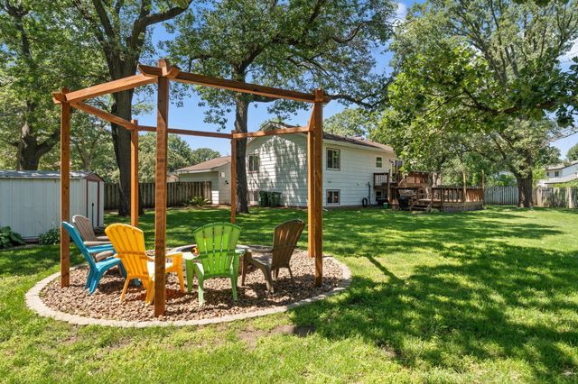 9529 Tyler Street NE, Blaine, MN 55434