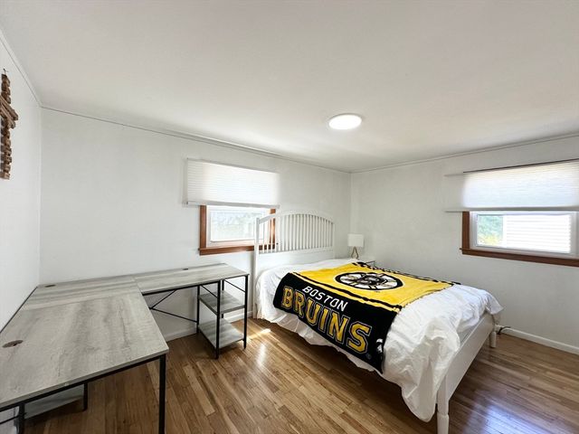 5 Dietz Ct, Boston, MA 02136