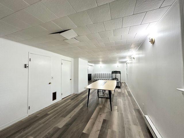 5 Dietz Ct, Boston, MA 02136
