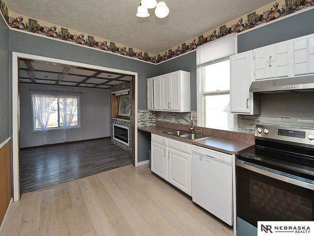 1118 N 46th Street, Omaha, NE 68132