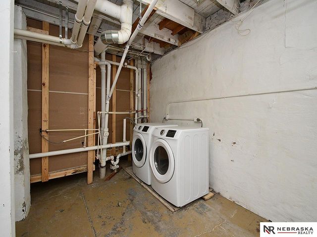 1118 N 46th Street, Omaha, NE 68132