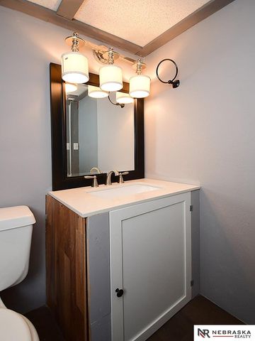 1118 N 46th Street, Omaha, NE 68132