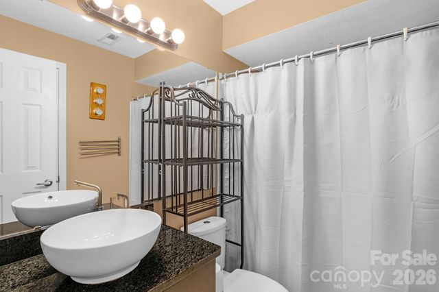 513 N Graham Street 2E, Charlotte, NC 28202