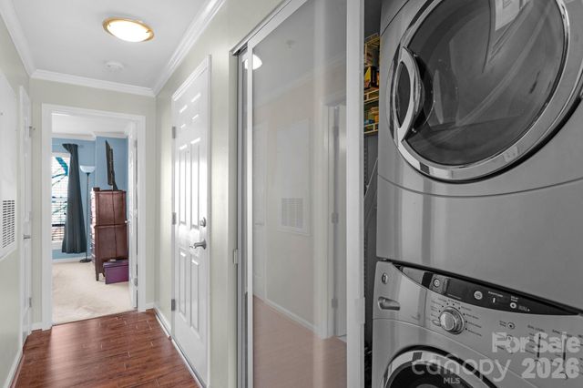 513 N Graham Street 2E, Charlotte, NC 28202