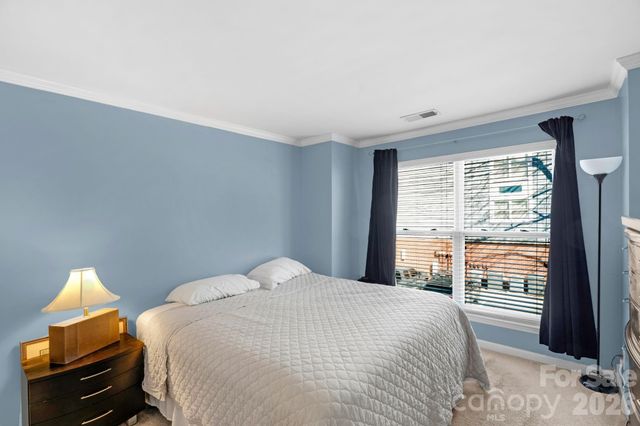 513 N Graham Street 2E, Charlotte, NC 28202