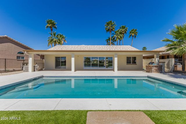 15055 W CATALINA Drive, Goodyear, AZ 85395