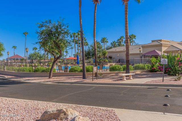 15055 W CATALINA Drive, Goodyear, AZ 85395