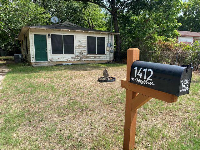 1412 Oakwood Drive, Denton, TX 76205
