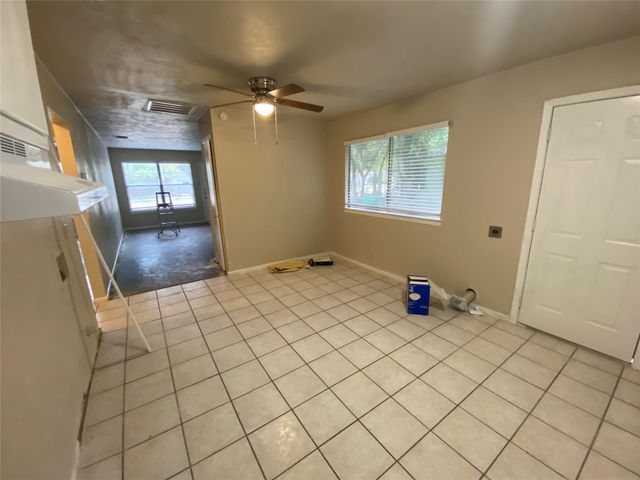 1412 Oakwood Drive, Denton, TX 76205