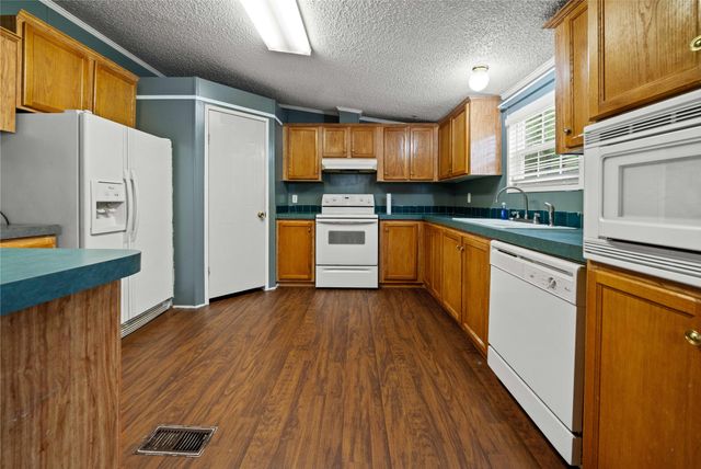 155 Piney Point, Murchison, TX 75778