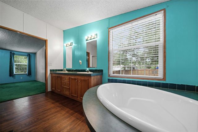 155 Piney Point, Murchison, TX 75778