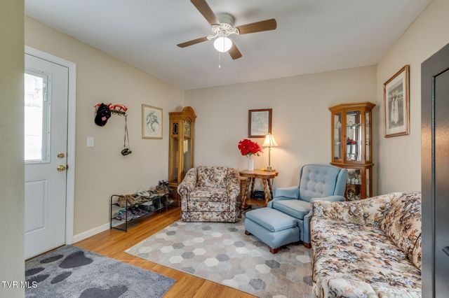 1723 Highway 81 S, Jonesborough, TN 37659