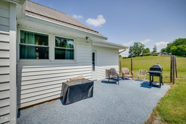 1723 Highway 81 S, Jonesborough, TN 37659
