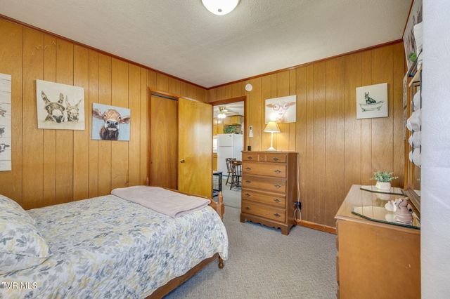 1723 Highway 81 S, Jonesborough, TN 37659