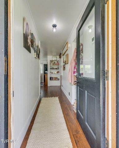 1723 Highway 81 S, Jonesborough, TN 37659