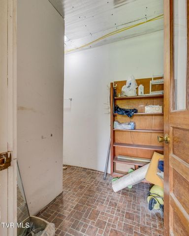 1723 Highway 81 S, Jonesborough, TN 37659
