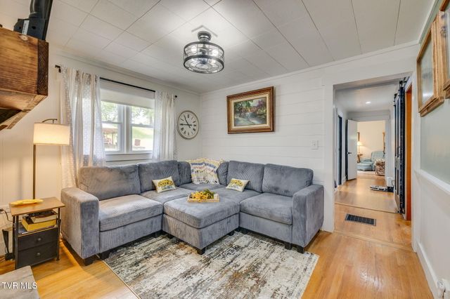 1723 Highway 81 S, Jonesborough, TN 37659