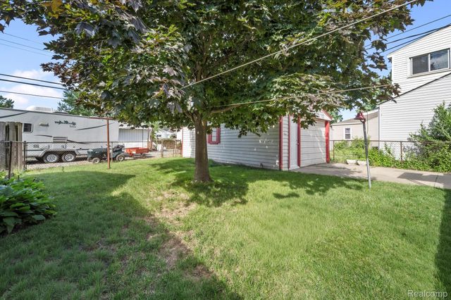 4321 S Dearborn Street, Melvindale, MI 48122