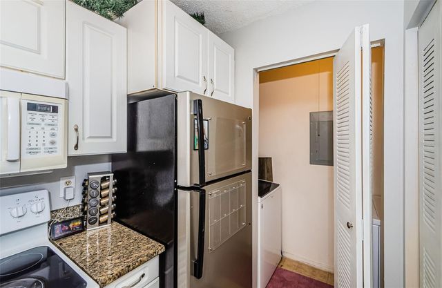 10114 WINSFORD OAK BOULEVARD 501, Tampa, FL 33624