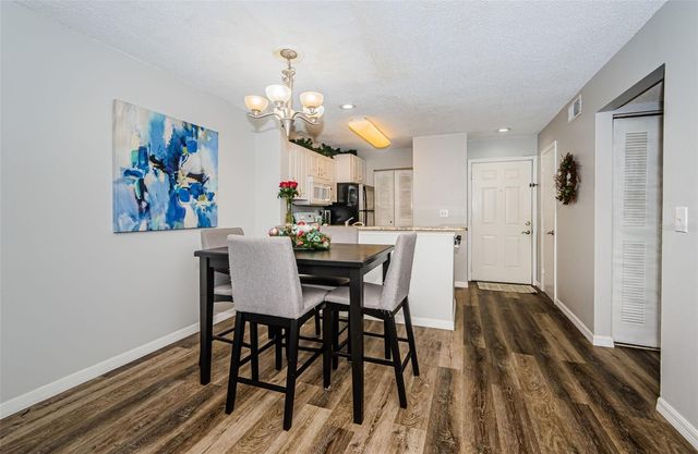 10114 WINSFORD OAK BOULEVARD 501, Tampa, FL 33624