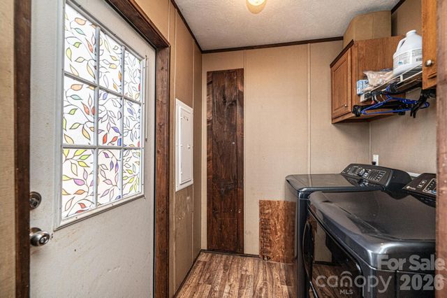 97 Pine Ridge Drive, Taylorsville, NC 28681