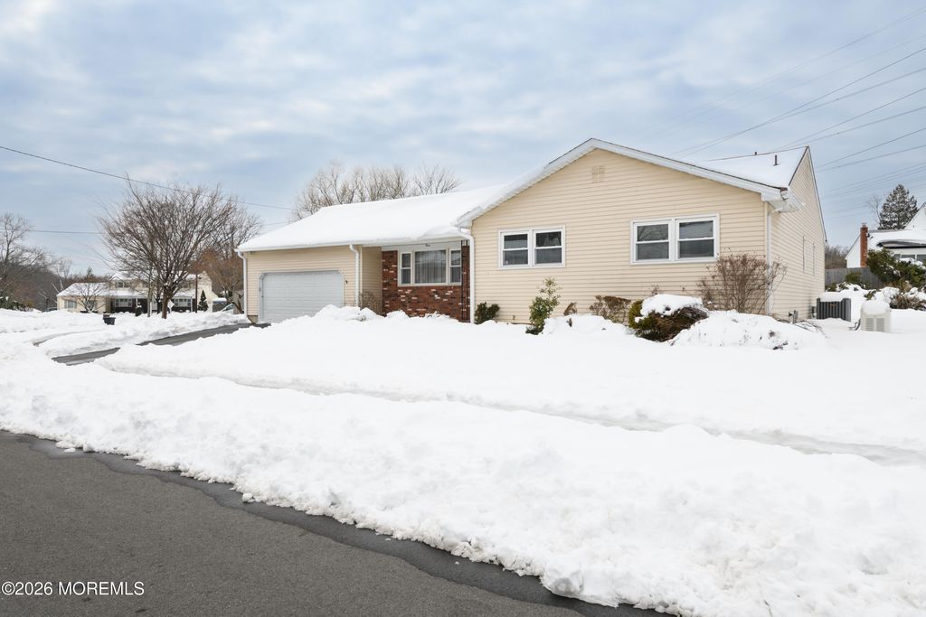 3 Clayton Court, Milltown, NJ 08850