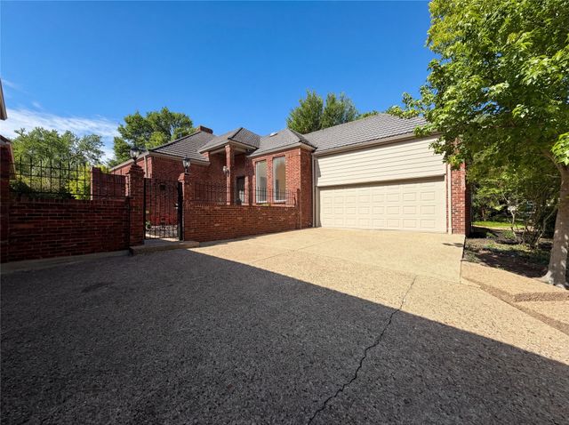 1708 Crockett Circle, Irving, TX 75038