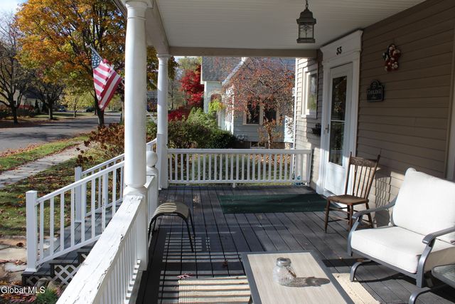 33 Coolidge Avenue, Glens Falls, NY 12801